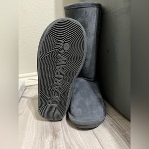 NEW Bearpaw Grey Boots Size 7